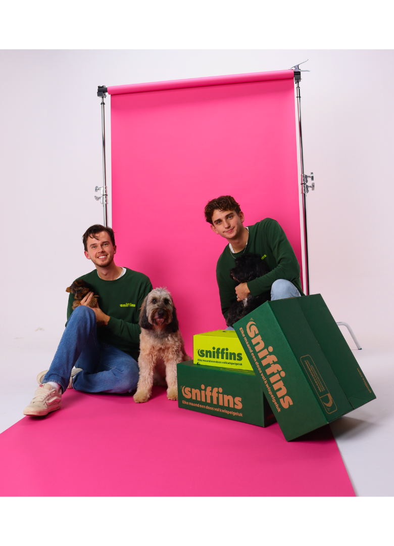 Een afbeelding van de eigenaren van Sniffins.com